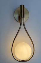 Arandela de parede modelo gota dourado bola branca 1 lâmpada - NEW LIGHT