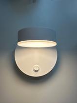 Arandela direcionável branca com botão liga desliga Orbit 3.000k bivolt sky3116AR - Skylight