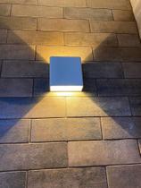 Arandela facho duplo de parede branco 3W 3000K - Pix iluminação - COD36505785 Arandela facho duplo de parede branco 3W 3000K - Pix iluminação - COD36505785