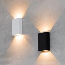 Arandela Led Fit 22W 3000K Preto