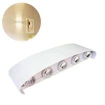 Arandela LED Meia Lua 10 Fachos 10W Branco Quente 3000K IP65 para Interno e Externo Branca Arandela LED Meia Lua 10 Fachos 10W Branco Quente 3000K IP65 para Interno e Externo Branca