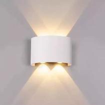 Arandela Led Meia Lua 4W Parede Branco Quente 4 Fachos Arandela Led Meia Lua 4W Parede Branco Quente 4 Fachos