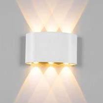 Arandela Meia Lua Frisada Parede Externa Interna Led 6w Facho Triplo Branco Arandela Meia Lua Frisada Parede Externa Interna Led 6w Facho Triplo Branco