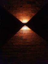 Arandela Mini Cubo Led 2w 2700k Interlight 4104 Preta