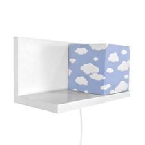 Arandela Prateleira Branca Cubinho Azul Quarto Bebê Infantil Menino Arandela Prateleira Branca Cubinho Azul Quarto Bebê Infantil Menino