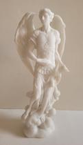 Arcanjo Gabriel peça em marmorite, 30cm de altura e de uma ótima qualidade!
