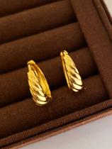 Argola croissant P - Banhada a ouro 18k
