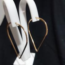 Argola modelo de coração Banhada antialegico (4,5 cm/ Peso 2.8grama)