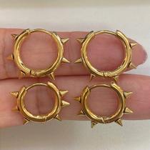 Argolinhas aço inox spike clicker dourado com fecho clicker