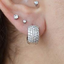 Argolinhas prateadas queen com zircônias cristais - fecho click - 8mm