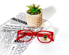 Armação de Óculos de Grau para Leitura +0,50 até +5,00 Modelo Quadrado Vermelho Transparente Armação de Óculos de Grau para Leitura +0,50 até +5,00 Modelo Quadrado Vermelho Transparente