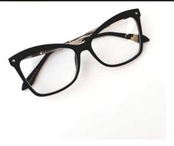 Armacao De Oculos Feminino Quadrado Gatinho