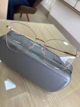 Armação designes metal dourado