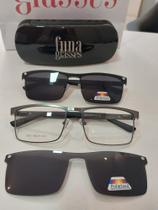 Armação masculina em clipon metal com lentes polarizadas Armação masculina em clipon metal com lentes polarizadas