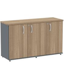 Armário Baixo Credenza PE25 Pandin 121,50 cm (largura) em MDP Cor Noce Naturalle e Grafito Três portas