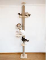 Arranhões de corda de sisal natural Cat Tree TWEW do chão ao teto
