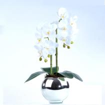 Arranjo 2 Orquídeas Artificiais Brancas em Aquário Prata Maísa Arranjo 2 Orquídeas Artificiais Brancas em Aquário Prata Maísa