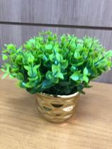 Arranjo artificial com base dourado Arranjo artificial com base dourado