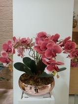 Arranjo Artificial Orquídeas Rosa com Folhagem.