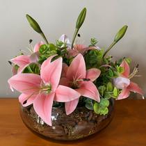 Arranjo Centro De Mesa Lírio Rosa Artificial Completo Grande