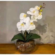 Arranjo Centro de Mesa Orquídea Branca 3D com Vaso Terrário Arranjo Centro de Mesa Orquídea Branca 3D com Vaso Terrário