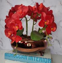 Arranjo Com 4 Orquídeas Vermelha Vaso Cobre 28cm - FLORESCER DECOR