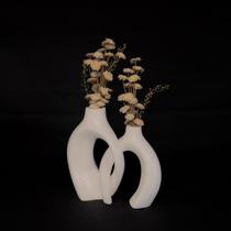 Arranjo de Flores Sempre-Vivas Naturais em Vaso Decorativo DUPLO, Branco com Padrão Art Déco 10