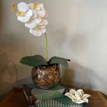 Arranjo De Orquídea Branca De Silicone No Vaso Transparente
