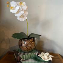 Arranjo De Orquídea Branca De Silicone No Vaso Vidro Transparente