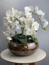 Arranjo de Orquideas brancas Vaso transparente