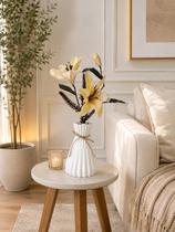 Arranjo Floral de Lírio Permanente em Vaso Decorativo Pequeno para Mesa
