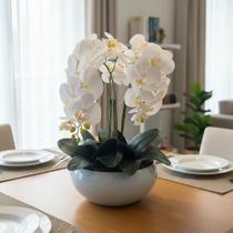 Arranjo Grande Centro de Mesa 3 Orquídeas Branca 3d Vaso Branco