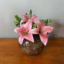 Arranjo Lírio Rosa Centro De Mesa Completo Artificial