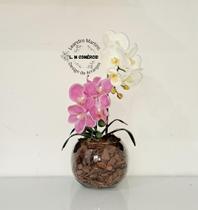 Arranjo Orquídea Branca Com Rosa Borboleta 3D Realista Permanente Siliconada Para Decoração de Mesa