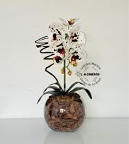 Arranjo Orquídea Branca Pintada Borboleta 3D Realista Permanente Siliconada Para Decoração de Mesa