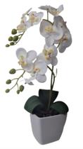 Arranjo orquídea de silicone no vaso melanina branco