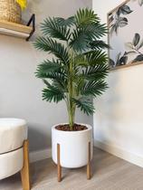Arranjo Planta Palmeira Artificial Com Vaso Pé Madeira Luxo -