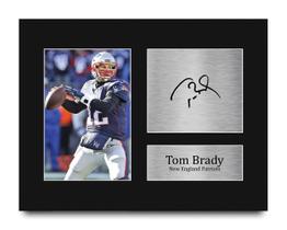 Arte de Parede HWC Trading Exposição com Foto Autografada de Tom Brady Arte de Parede HWC Trading Exposição com Foto Autografada de Tom Brady