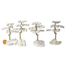 Árvore de Felicidade com Quartzo Leitoso e Base de Drusa de Cristal Natural - Artesanal Árvore de Felicidade com Quartzo Leitoso e Base de Drusa de Cristal Natural - Artesanal