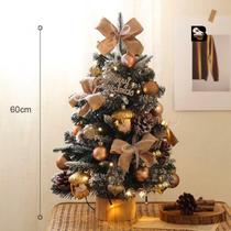 Árvore Pinheiro De Natal De Mesa Com 60cm 39 Galhos Nevada Decoração Natalina para Escritório Consultório