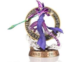 As primeiras 4 figuras da estátua Yu-Gi-Oh! Dark Magician Purple 30,48 cm