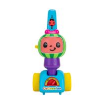Aspirador CocoMelon Cleanup Time com sons de limpeza Aspirador CocoMelon Cleanup Time com sons de limpeza