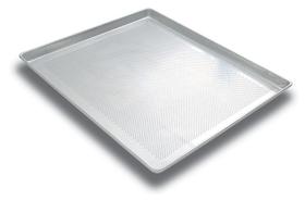 Assadeira Alumínio Perfurada 58x70x3,5cm 0,8mm Imeca