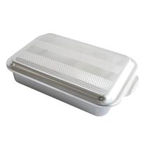 Assadeira Nordic Ware 9x13 com tampa de metal prismático