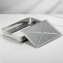 Assadeira Retangular com Borda Alta e Fundo Removível em Alumínio Marcolar Assadeira Retangular com Borda Alta e Fundo Removível em Alumínio Marcolar