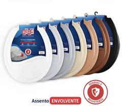 Assento de Vaso Sanitário Envolvente Herc Universal Tampa Plastica Branco Preto Bege Cz Cl Caramelo Assento de Vaso Sanitário Envolvente Herc Universal Tampa Plastica Branco Preto Bege Cz Cl Caramelo