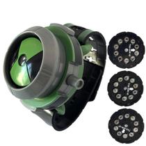 Assista Ben Omnitrix da BenToys com Alien Creation Chamber Assista Ben Omnitrix da BenToys com Alien Creation Chamber