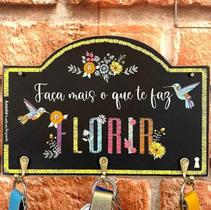 Atcus Porta Chaves o Que Te Faz Florir Pc018