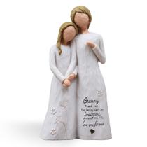AUMELO Presentes para Vovó, Presentes para Avó, Presente para Dia das Mães, Natal e Aniversário, Estatueta de Resina Pintada à Mão Abraço entre Avó e Neta AUMELO Presentes para Vovó, Presentes para Avó, Presente para Dia das Mães, Natal e Aniversário, Estatueta de Resina Pintada à Mão Abraço entre Avó e Neta
