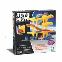 Auto Posto Infantil Nig Brinquedos com 2 Carrinhos e 3 Andares Pista de Carros Educativa Auto Posto Infantil Nig Brinquedos com 2 Carrinhos e 3 Andares Pista de Carros Educativa